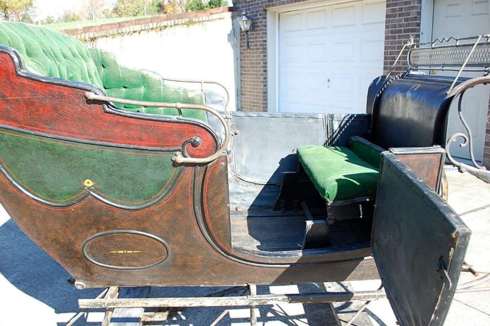 Image for Antique Sleigh with Reported Historical Background