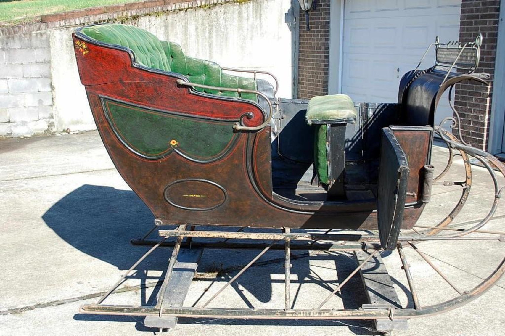 Image for Antique Sleigh with Reported Historical Background
