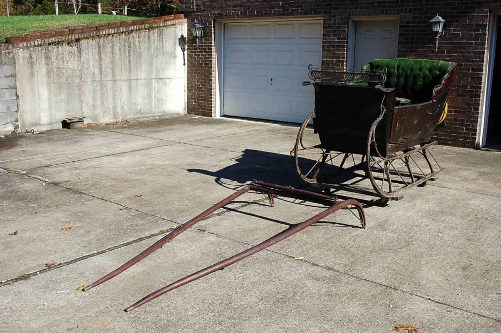 Image for Antique Sleigh with Reported Historical Background