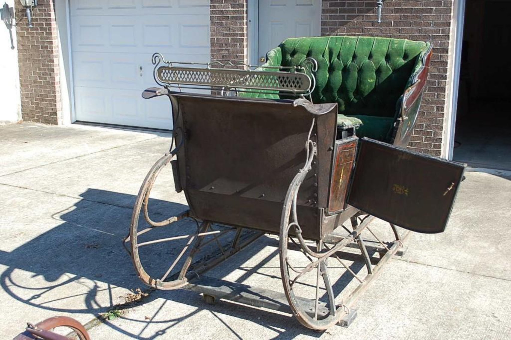 Image for Antique Sleigh with Reported Historical Background