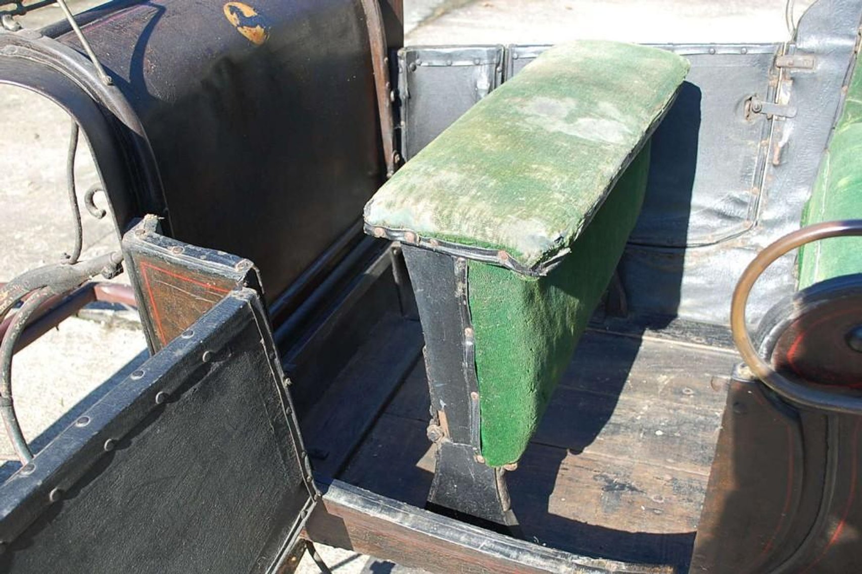 Image for Antique Sleigh with Reported Historical Background