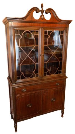 Image for Timeless Estate Auction off Bardstown Road