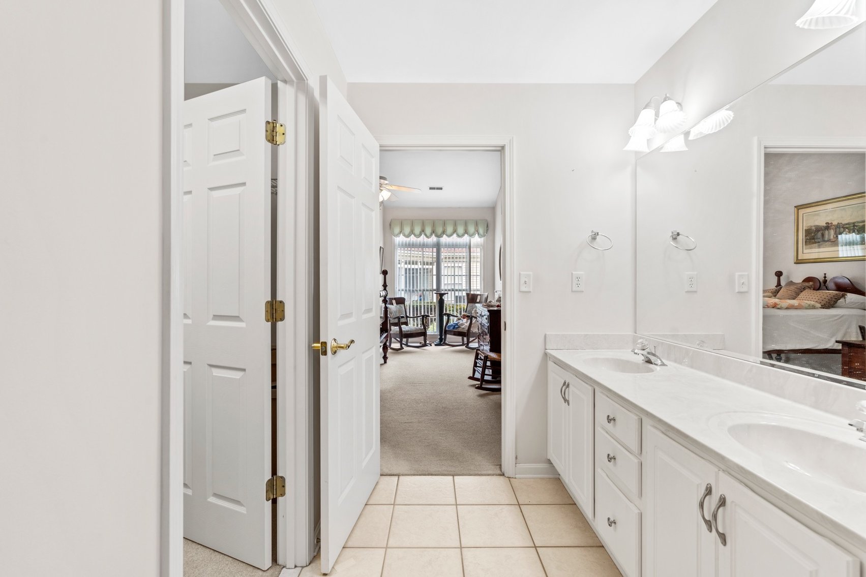 Image for Absolute Real Estate Auction in River Pointe