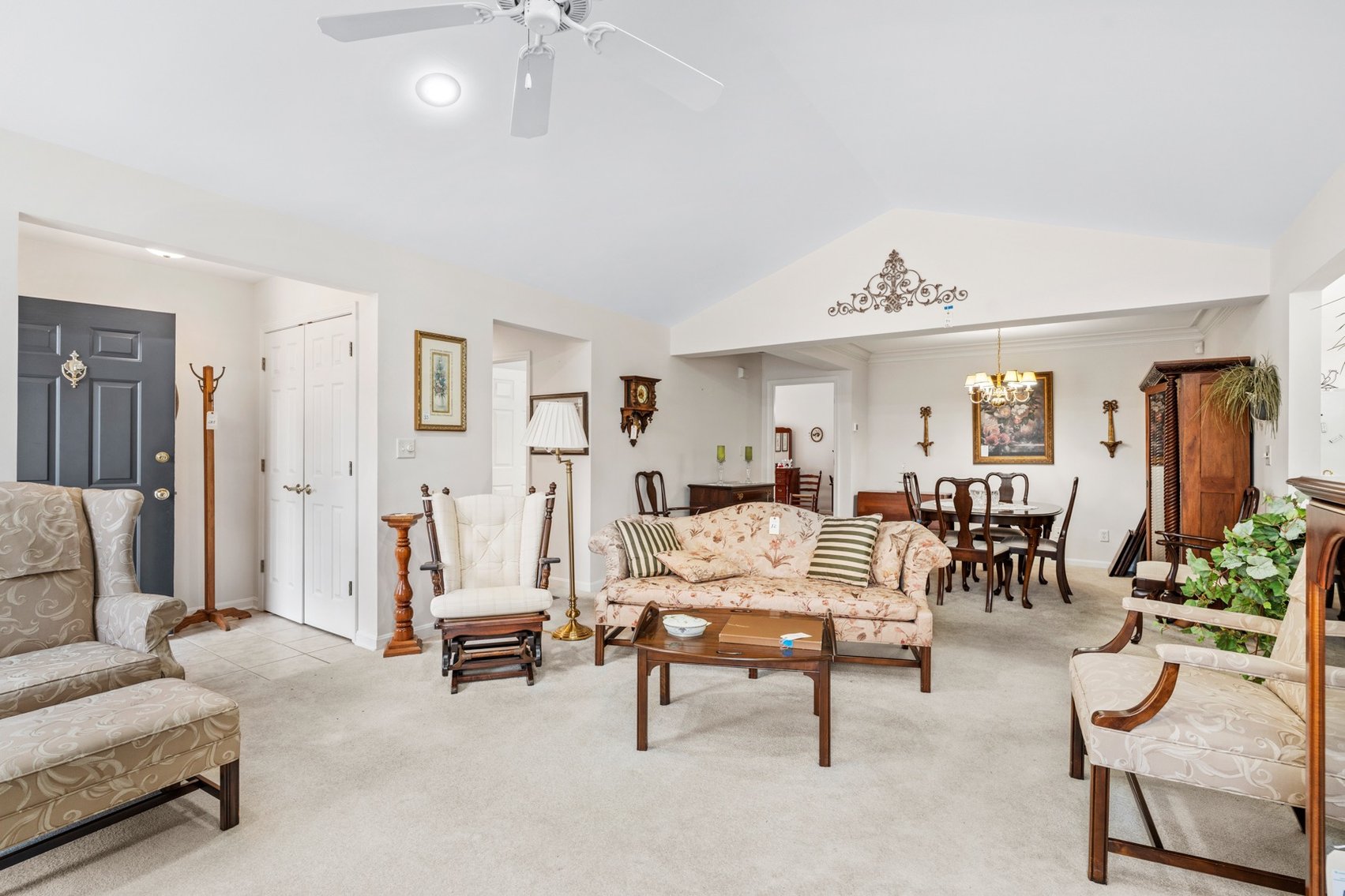 Image for Absolute Real Estate Auction in River Pointe