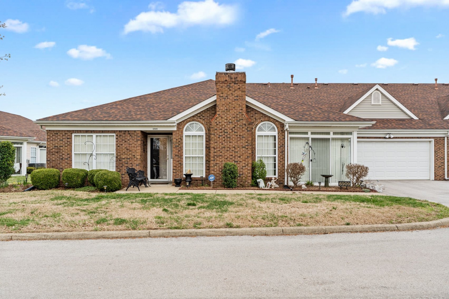 Image for Absolute Real Estate Auction in River Pointe