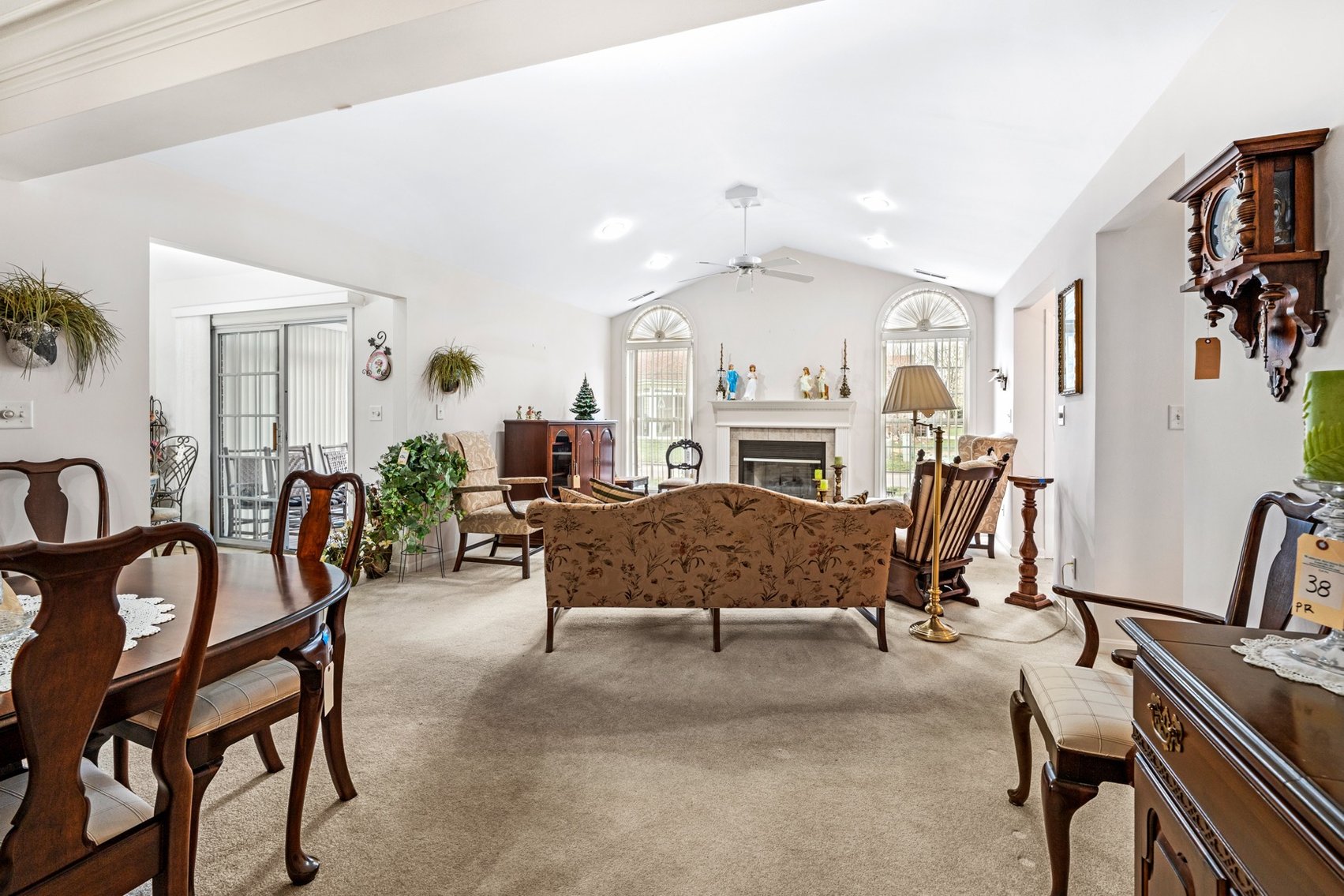 Image for Absolute Real Estate Auction in River Pointe