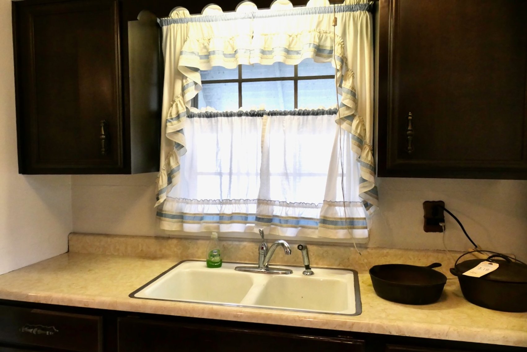 Image for Absolute Real Estate Auction: Investor Opportunity