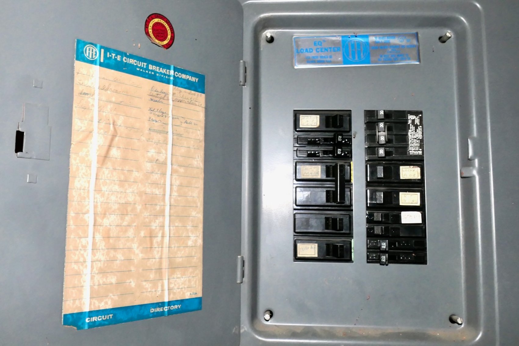 Image for Absolute Real Estate Auction: Investor Opportunity