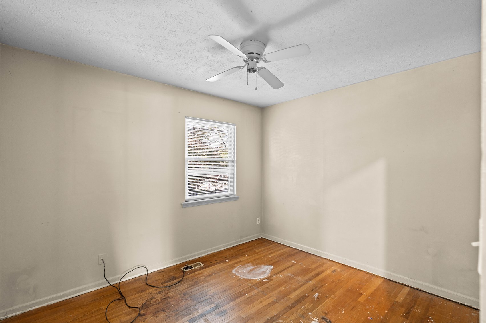 Image for Absolute Real Estate Auction: Townhome in Clifton Heights