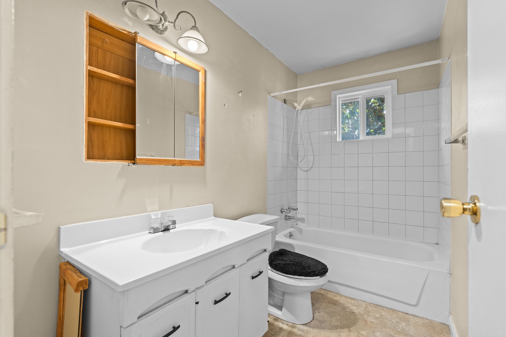 Image for Absolute Real Estate Auction: Townhome in Clifton Heights