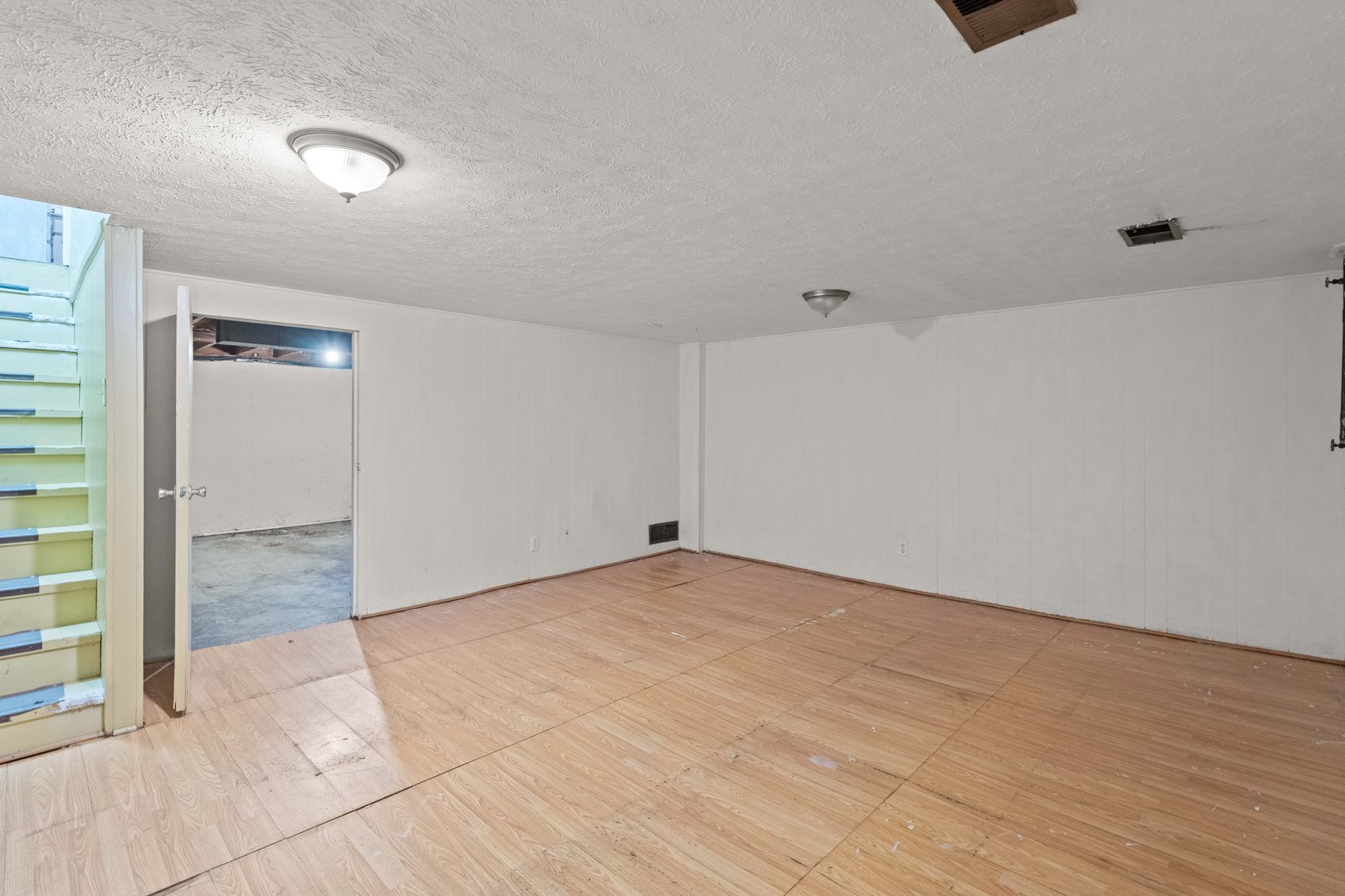 Image for Absolute Real Estate Auction: Townhome in Clifton Heights