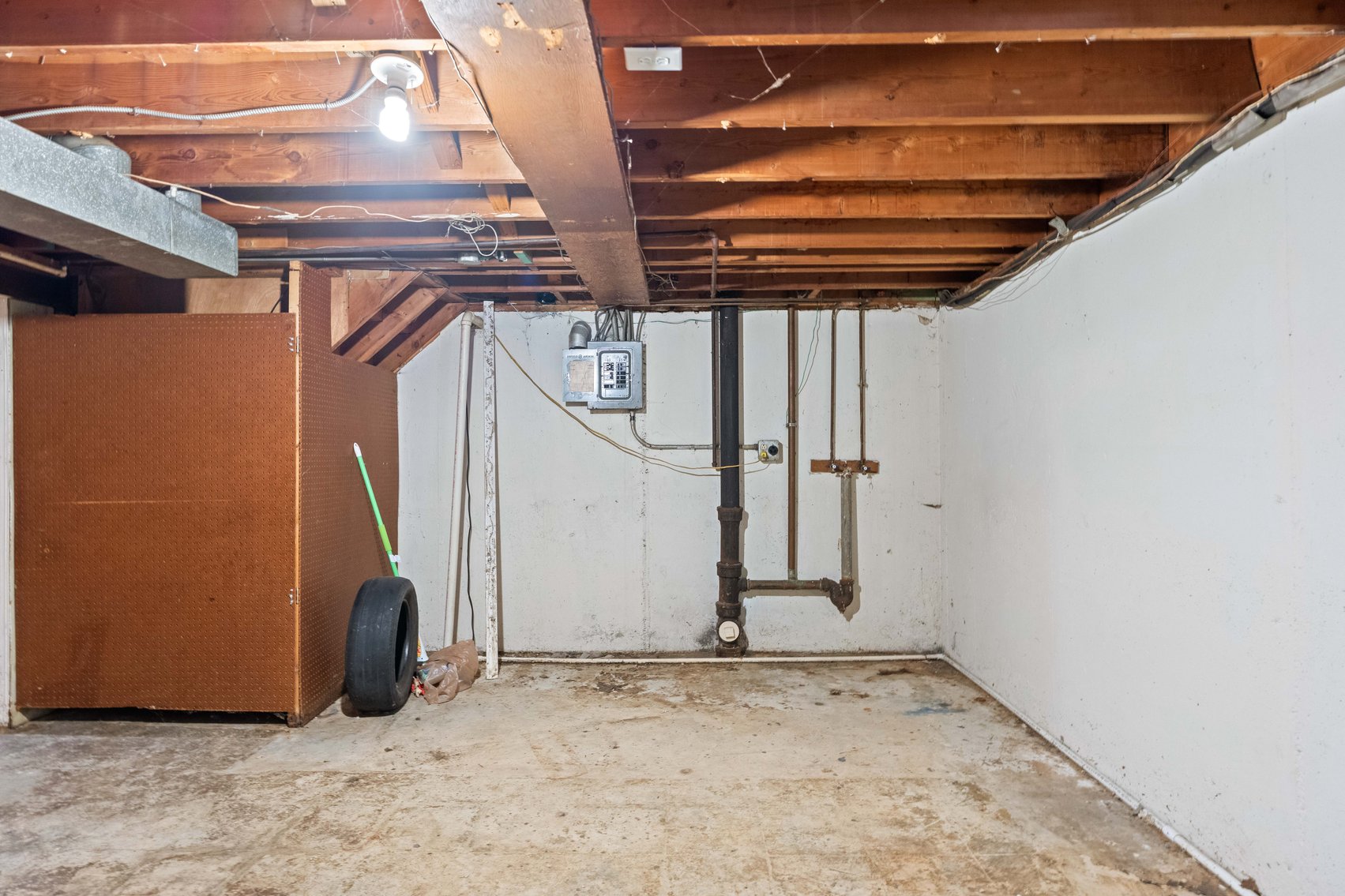 Image for Absolute Real Estate Auction: Townhome in Clifton Heights