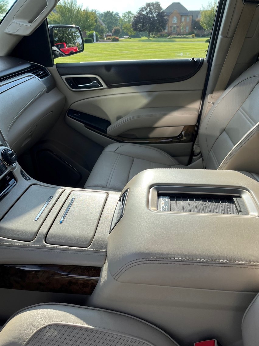 Image for 2016 GMC Yukon Denali