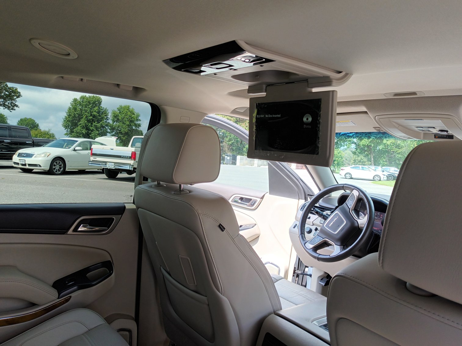 Image for 2016 GMC Yukon Denali