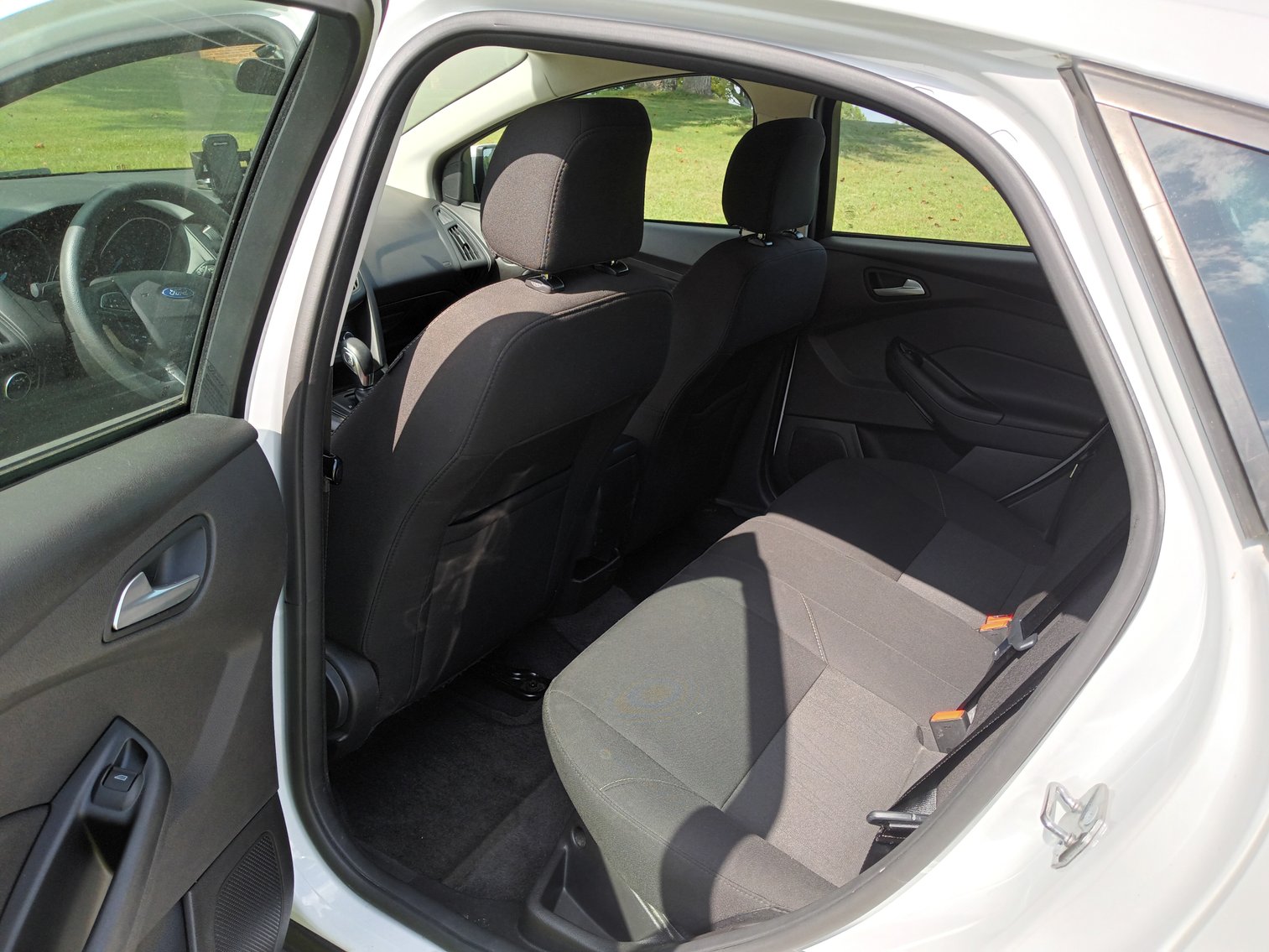 Image for 2017 Ford Focus SE - Low Mileage, Well-Maintained