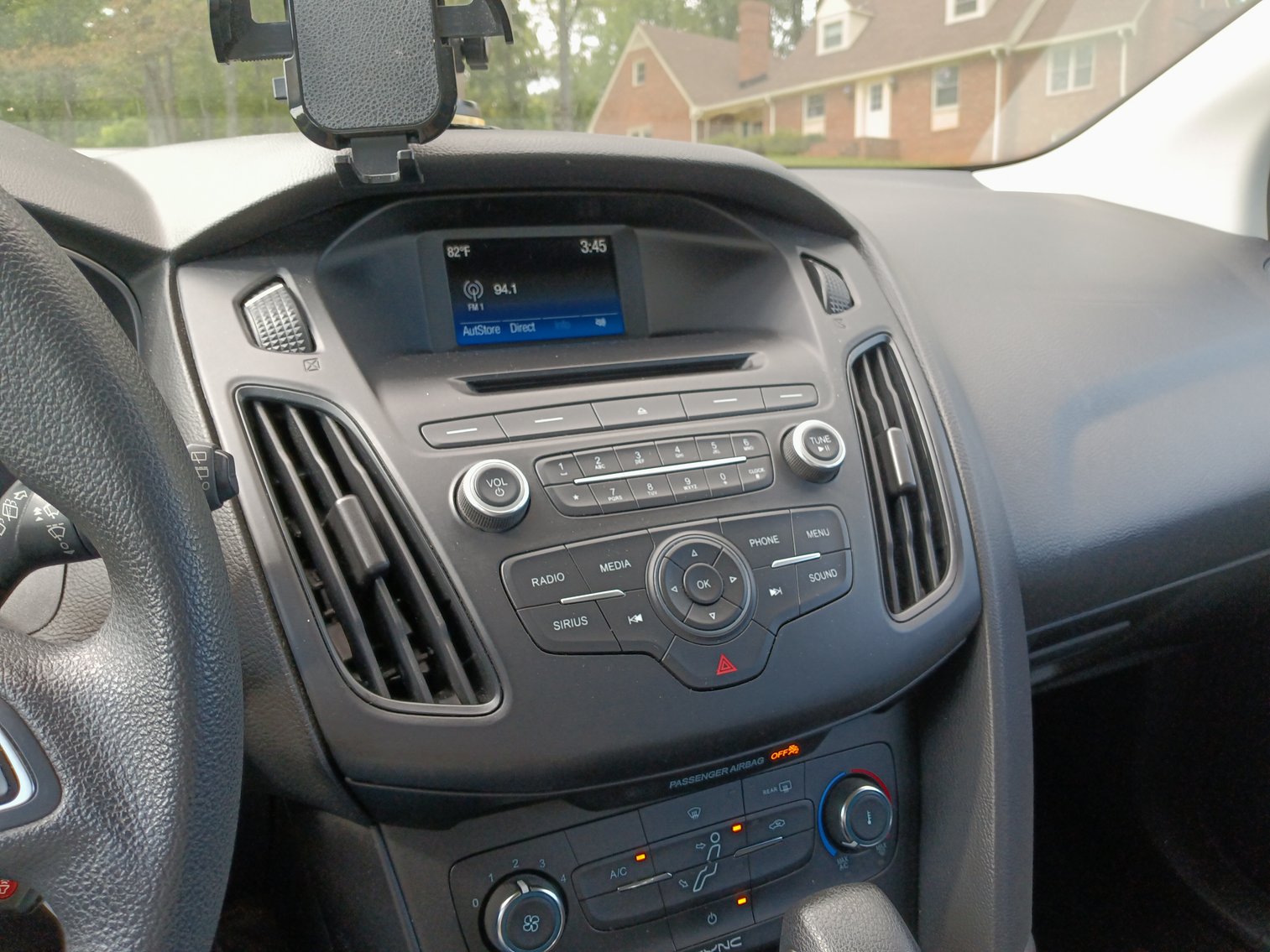 Image for 2017 Ford Focus SE - Low Mileage, Well-Maintained