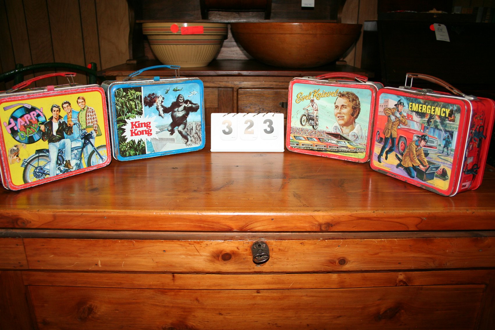 Image for Vintage Lunch Boxes (4)