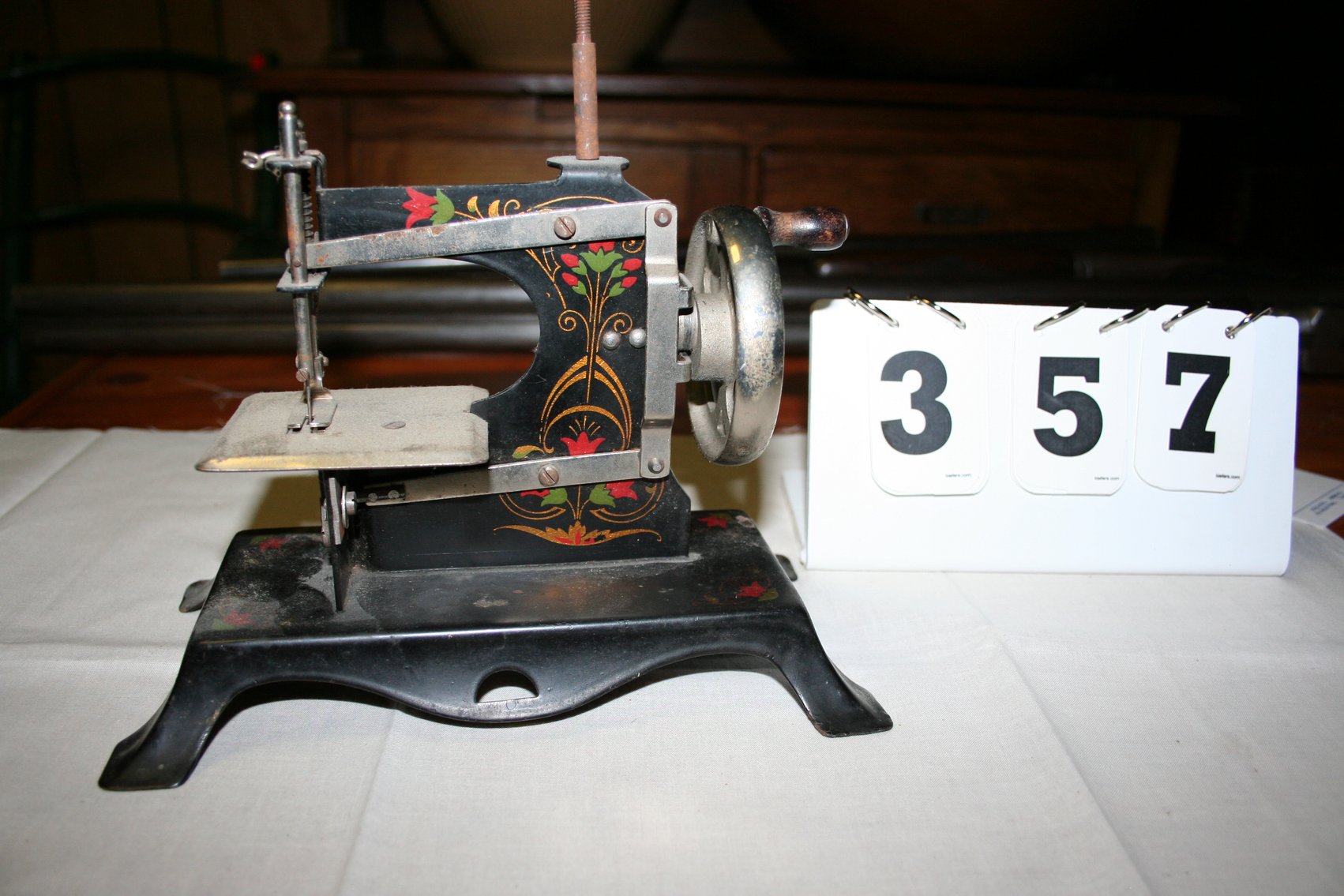 Image for Child Metal Sewing Machine