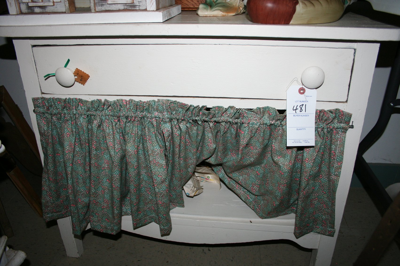 Image for Table & Mirrors