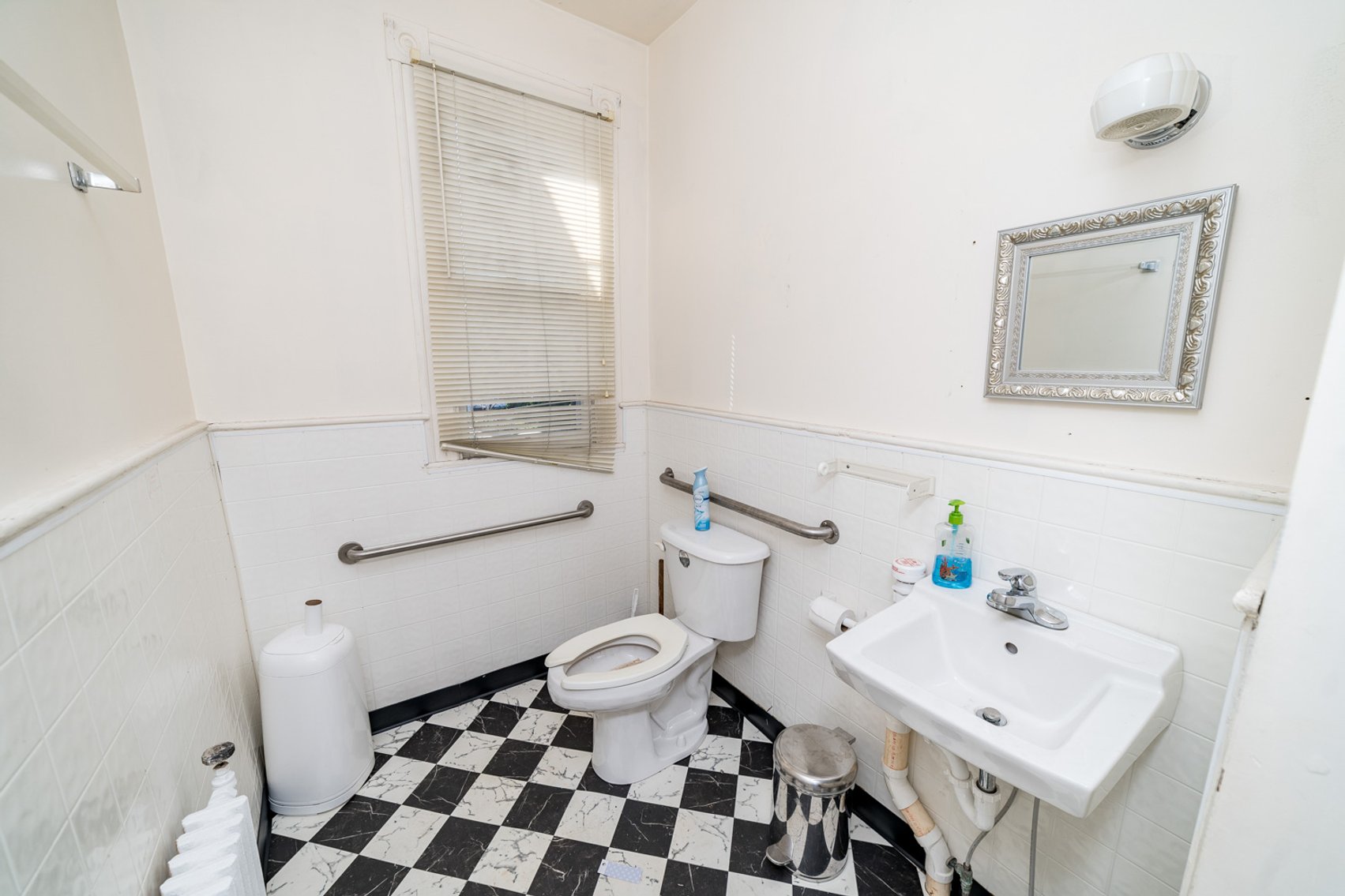 Image for NICHOLS TAVERN - FOR LEASE - 501 MADISON STREET, LYNCHBURG, VA  24504