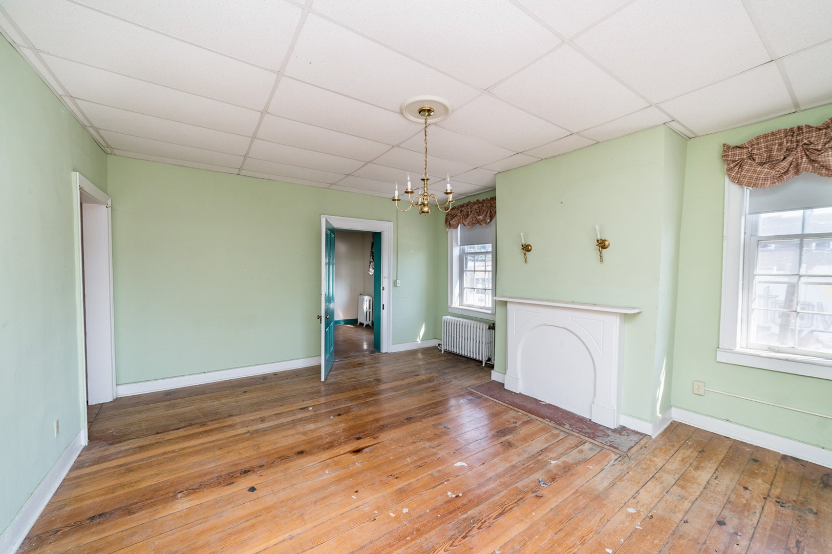 Image for NICHOLS TAVERN - FOR LEASE - 501 MADISON STREET, LYNCHBURG, VA  24504