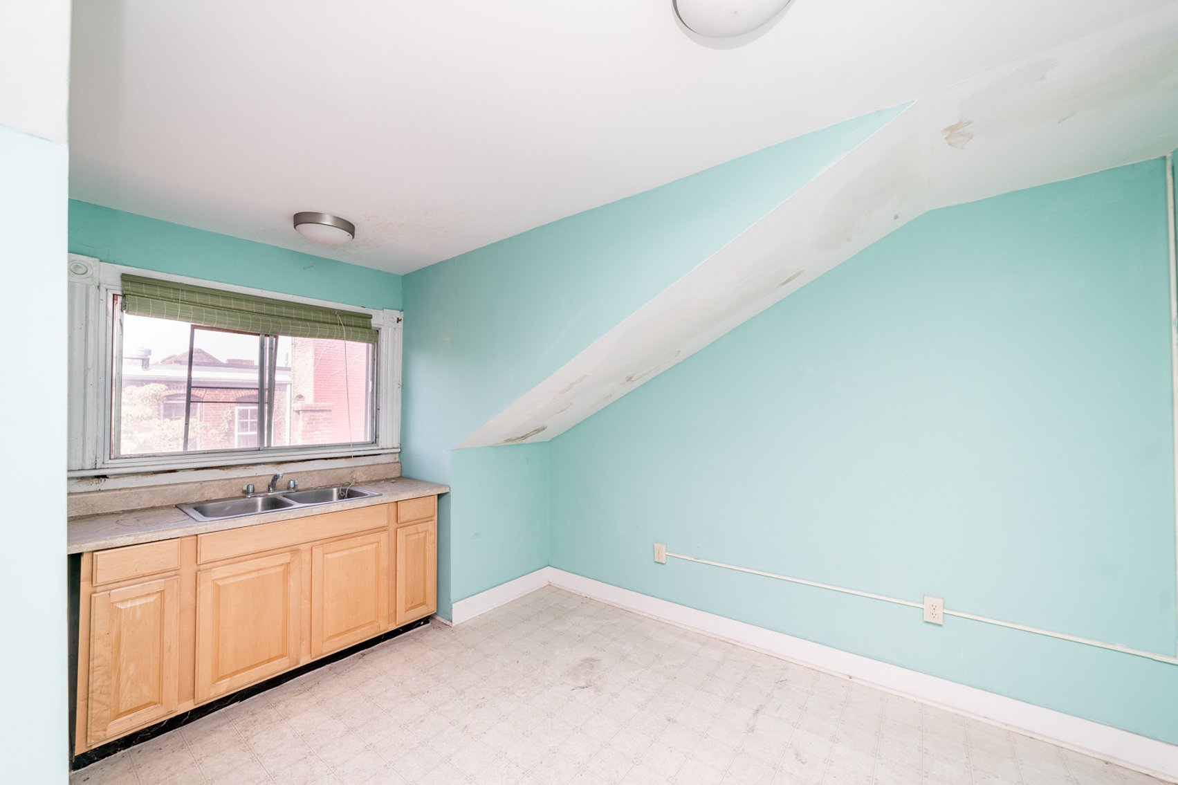 Image for NICHOLS TAVERN - FOR LEASE - 501 MADISON STREET, LYNCHBURG, VA  24504