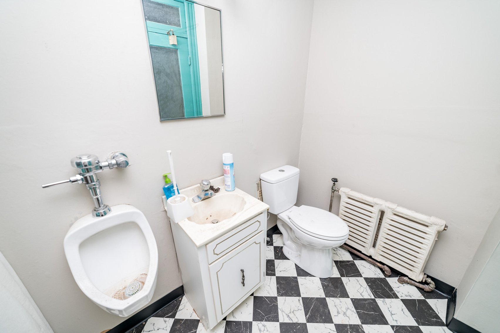 Image for NICHOLS TAVERN - FOR LEASE - 501 MADISON STREET, LYNCHBURG, VA  24504