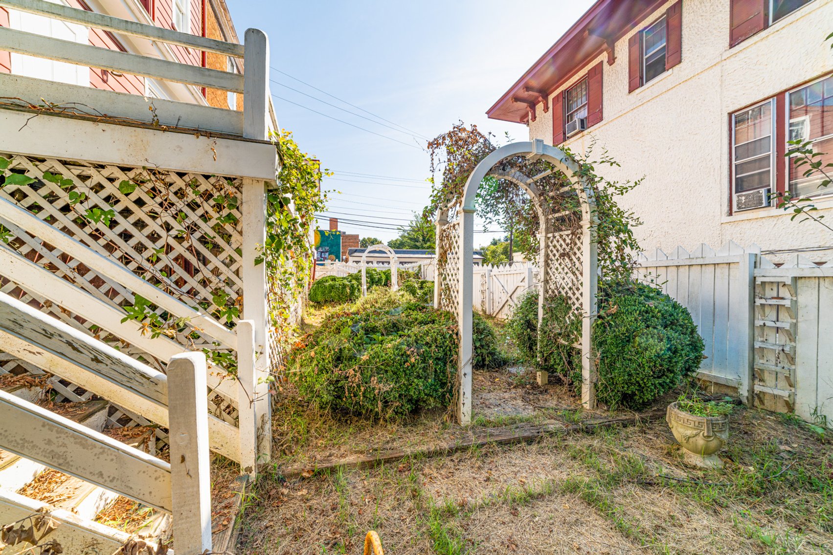 Image for NICHOLS TAVERN - FOR LEASE - 501 MADISON STREET, LYNCHBURG, VA  24504