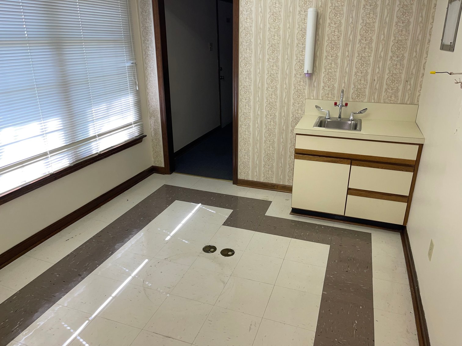 Image for 401 & 403 E. Main St., 110 Deadmore St. Abingdon, VA 24210