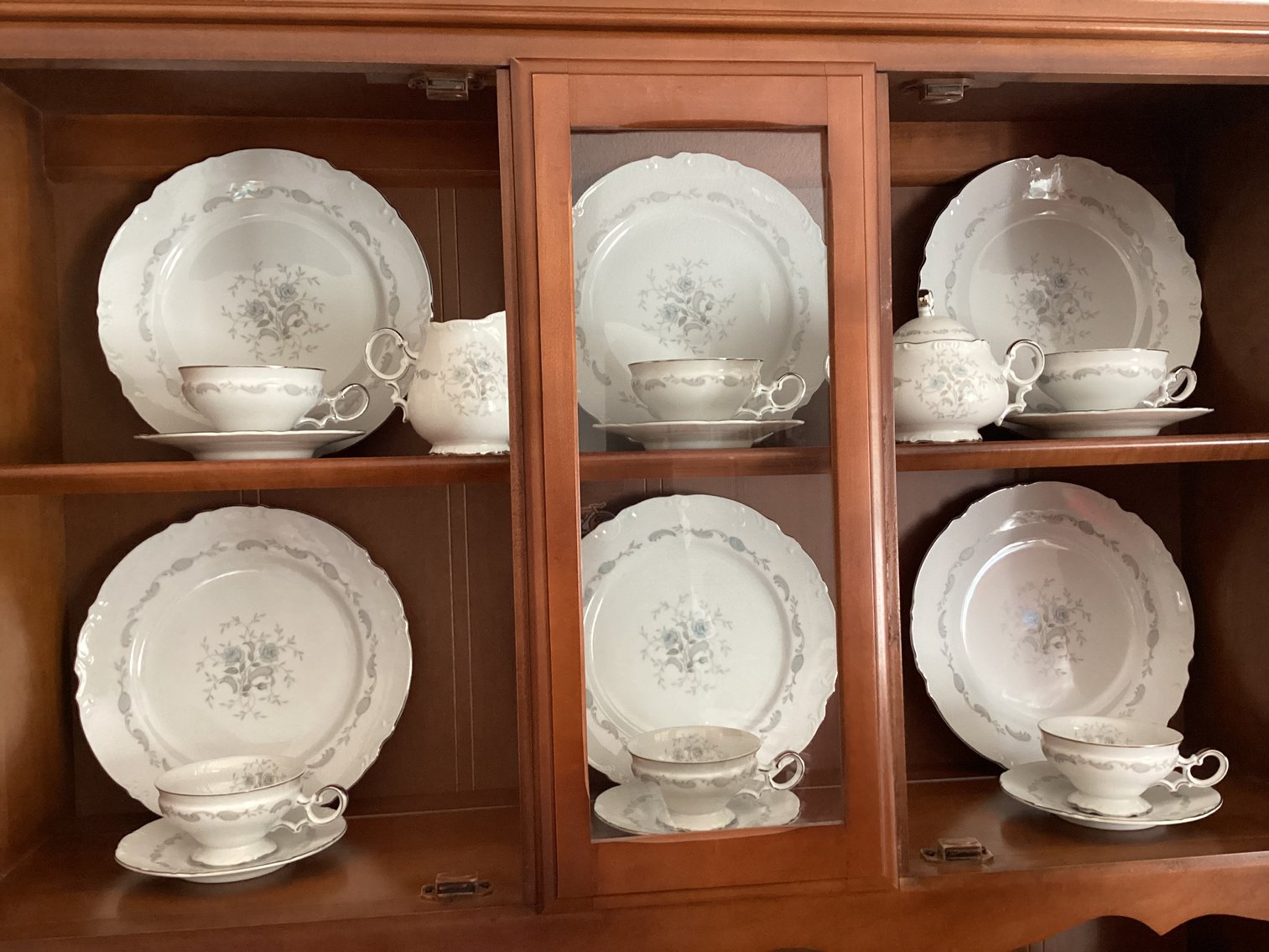 Image for Mikasa “Sweet Briar” china - Sec for 8