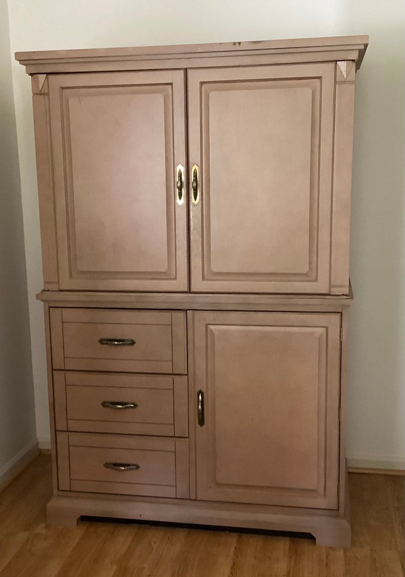 Image for Bar Cabinet/Entertainment Center