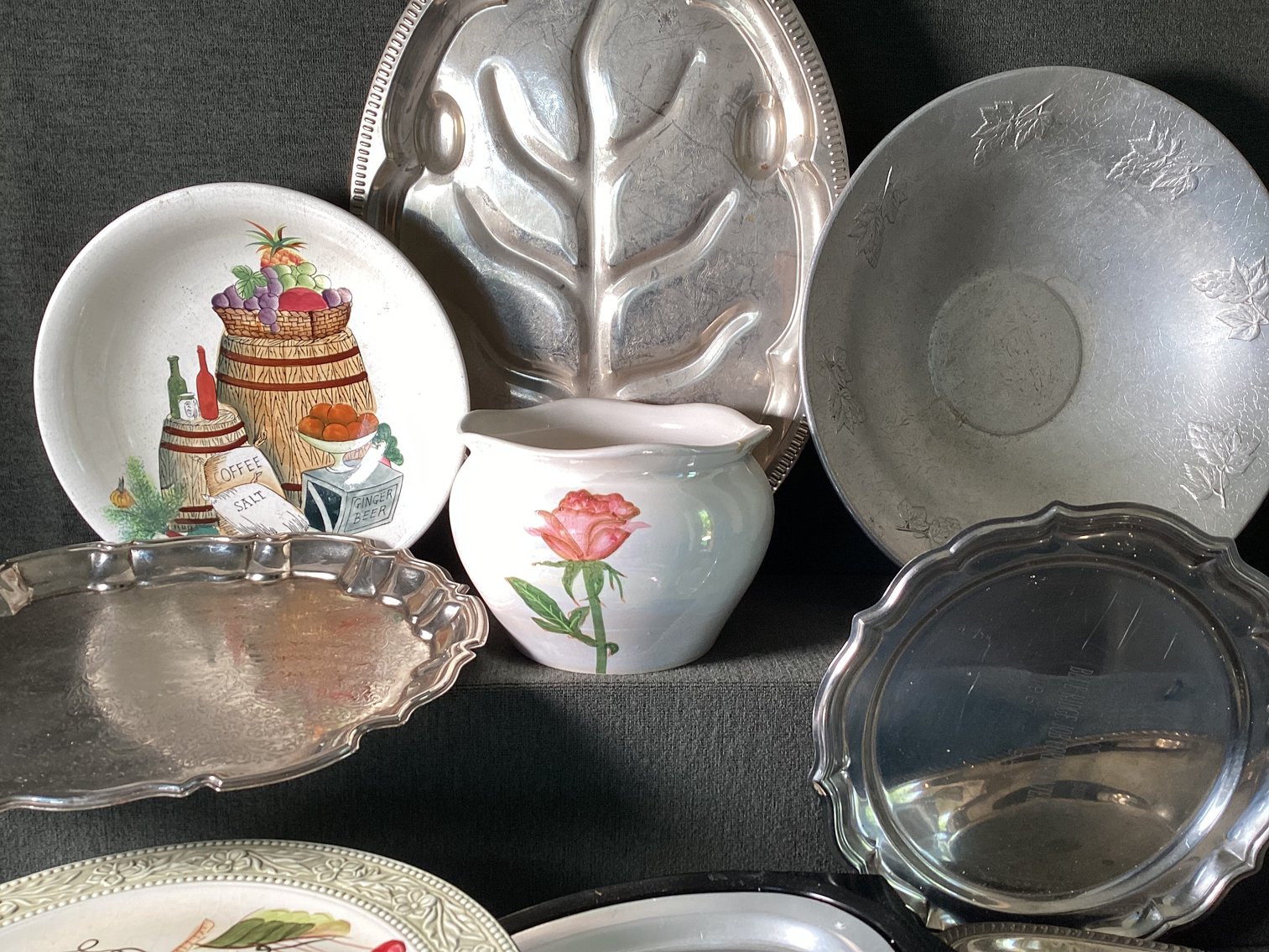 Image for Entertaining / Kitchen Lot