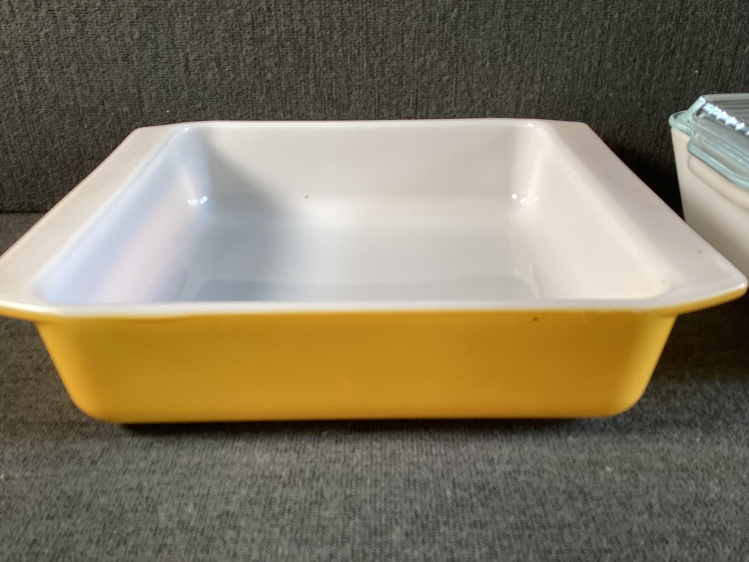Image for Pyrex and  Fire King Vintage Bakeware