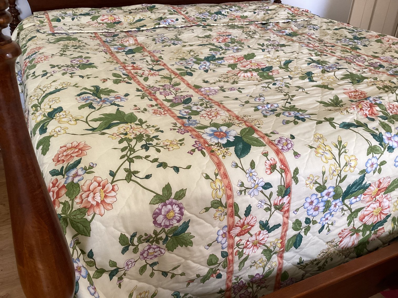 Image for King Size Bedspread