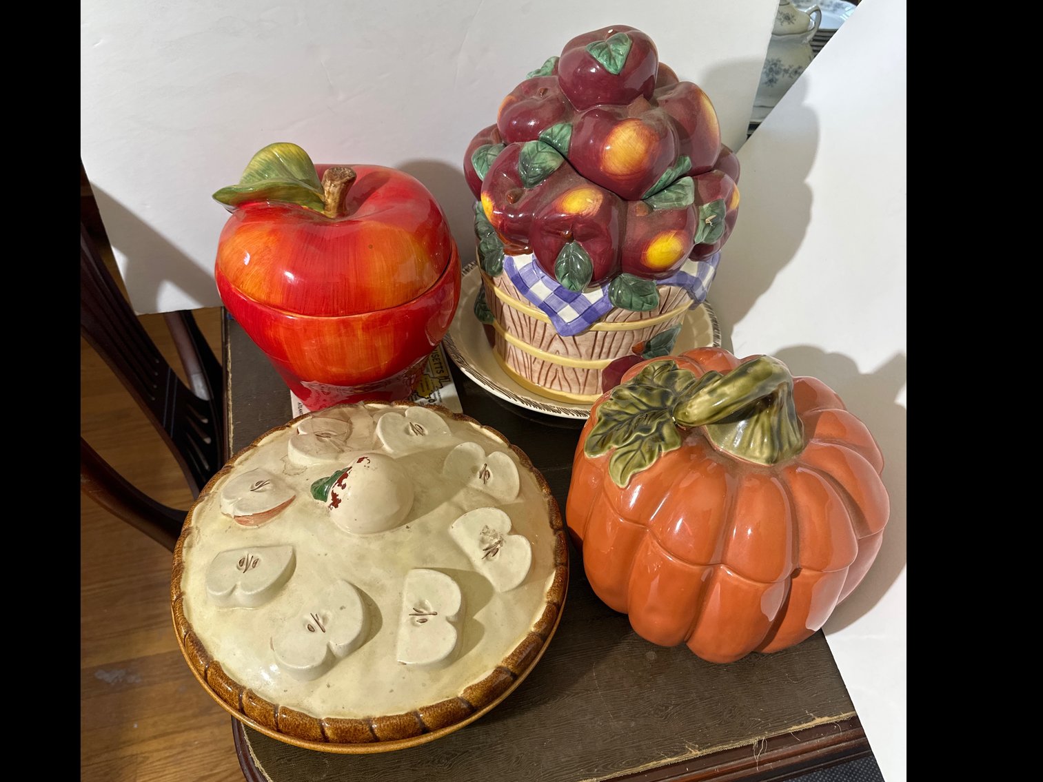 Image for Assorted pottery