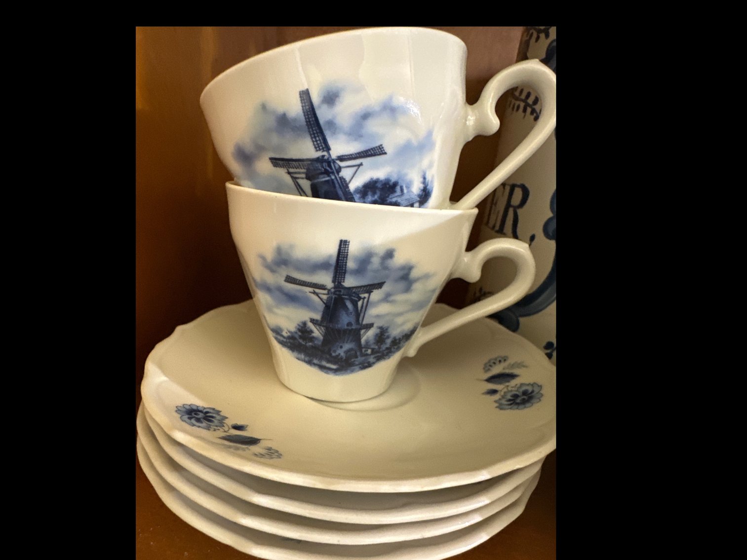 Image for Holland pottery set