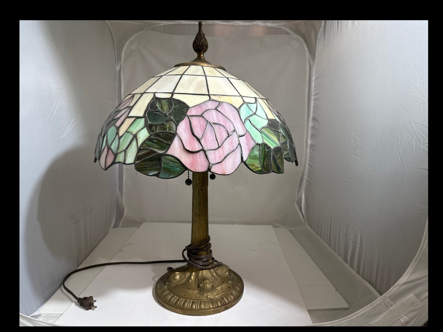 Image for Tiffany style lamp