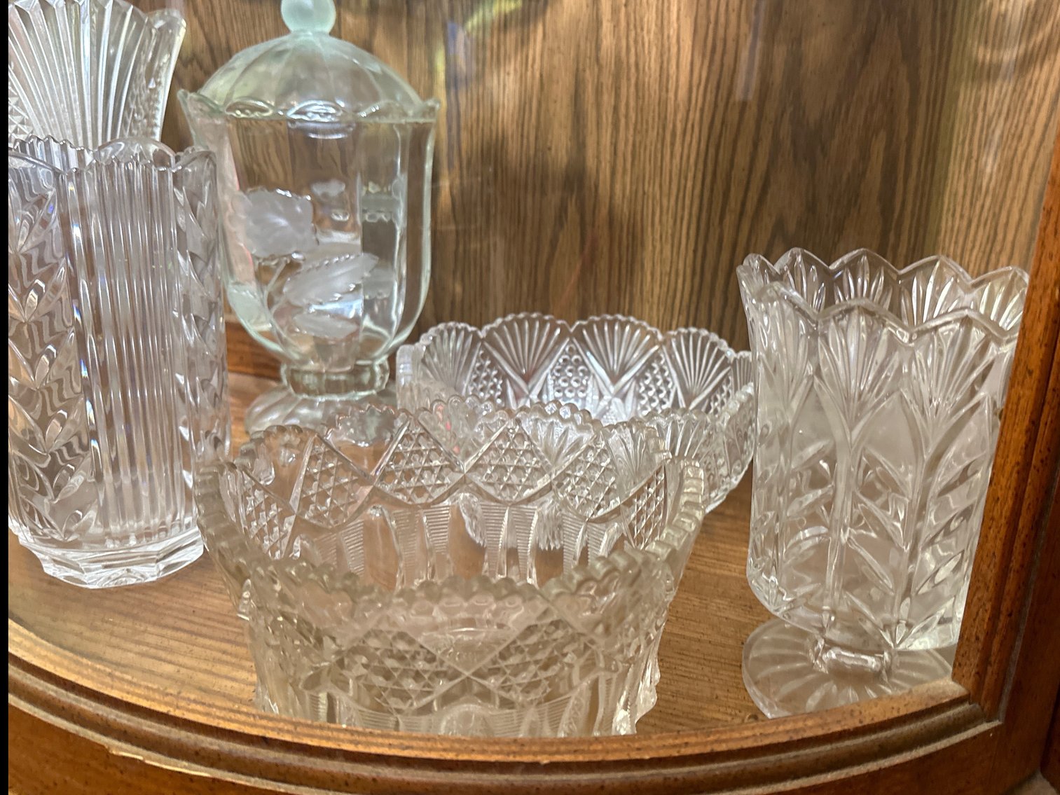Image for Assorted glassware