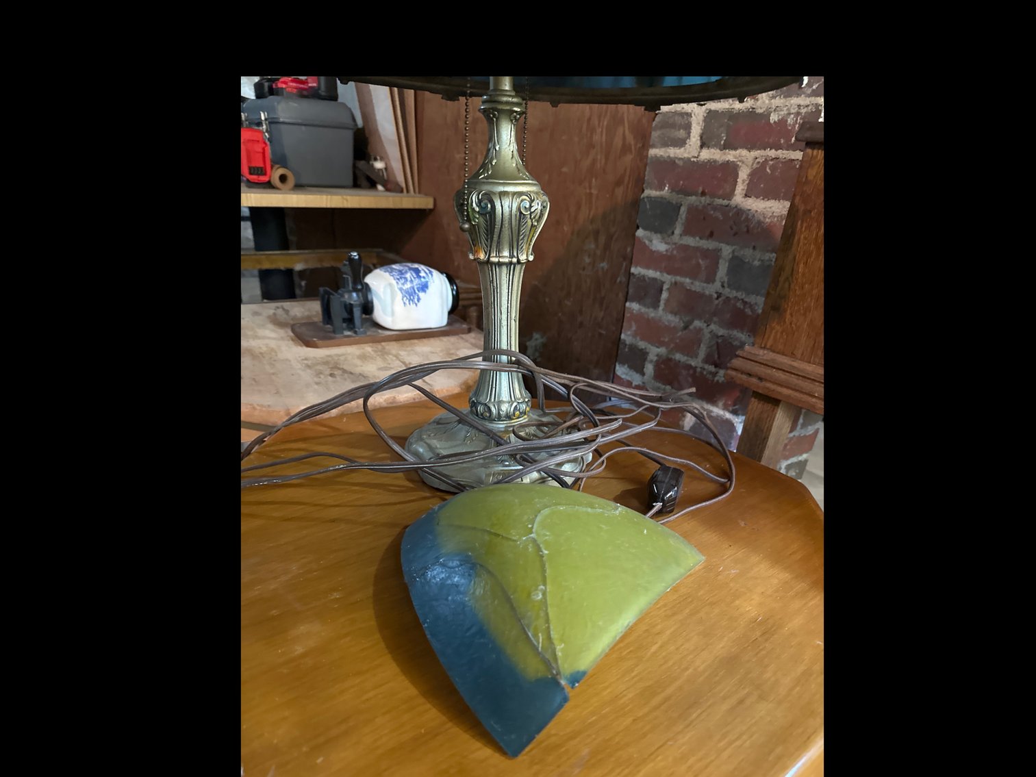 Image for Tiffany style lamp (broke shade) and table