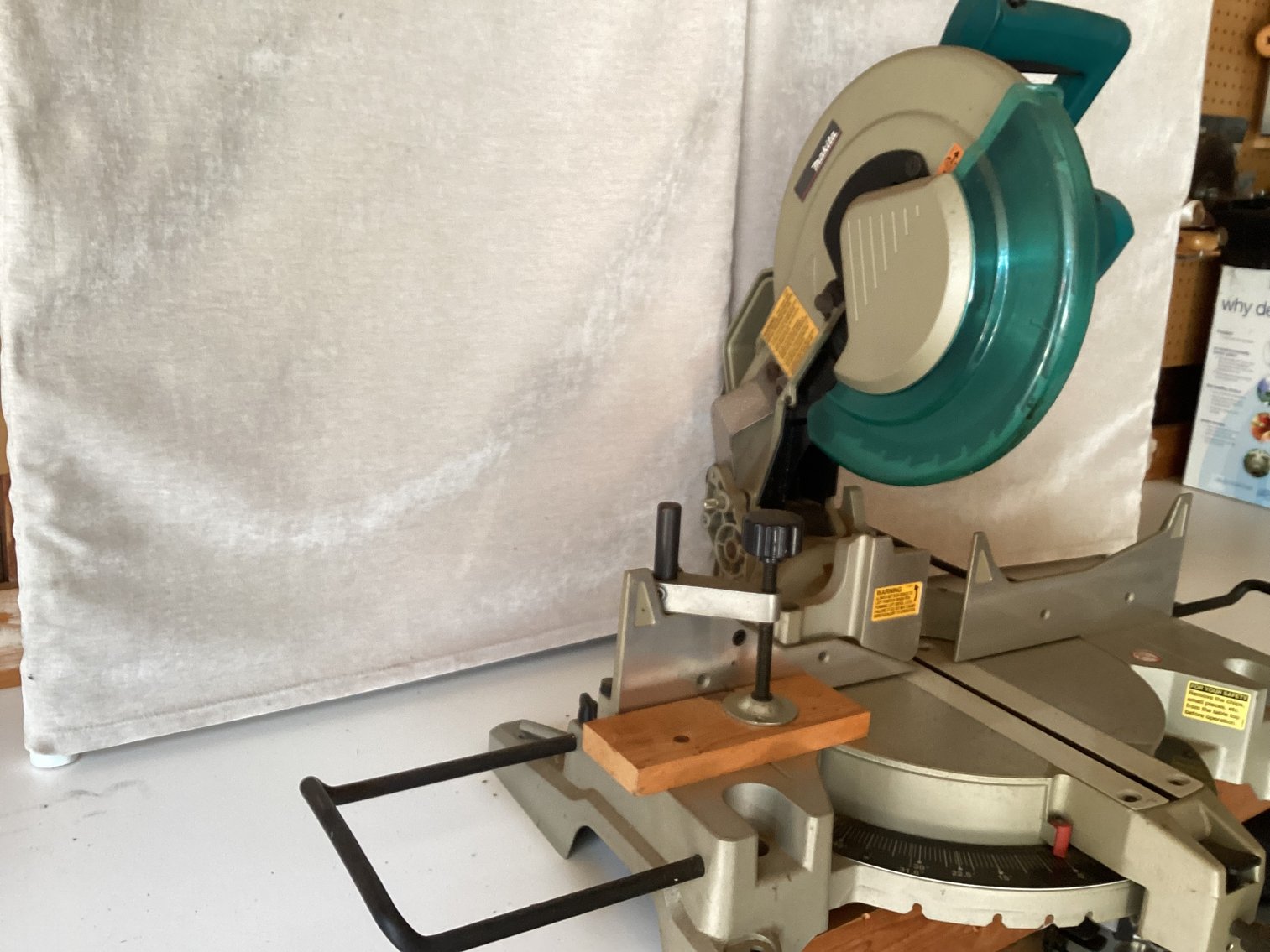 Image for Mikita Compound Miter Saw