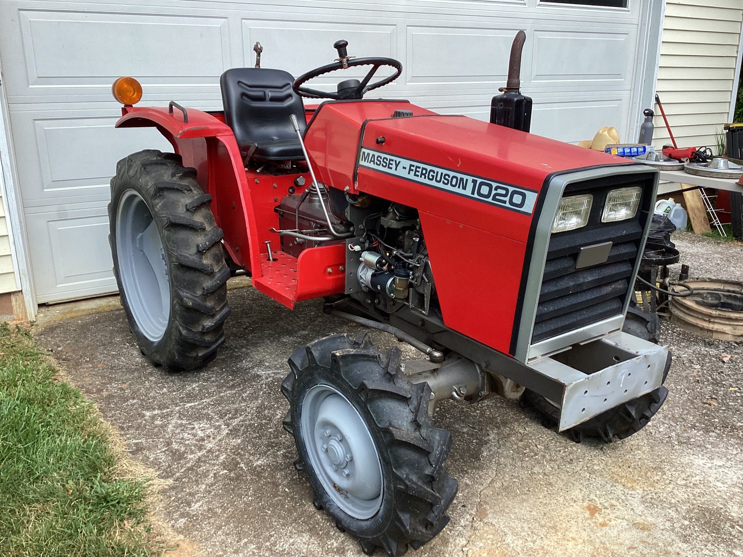 Image for 1220 Massey Ferguson Tractor