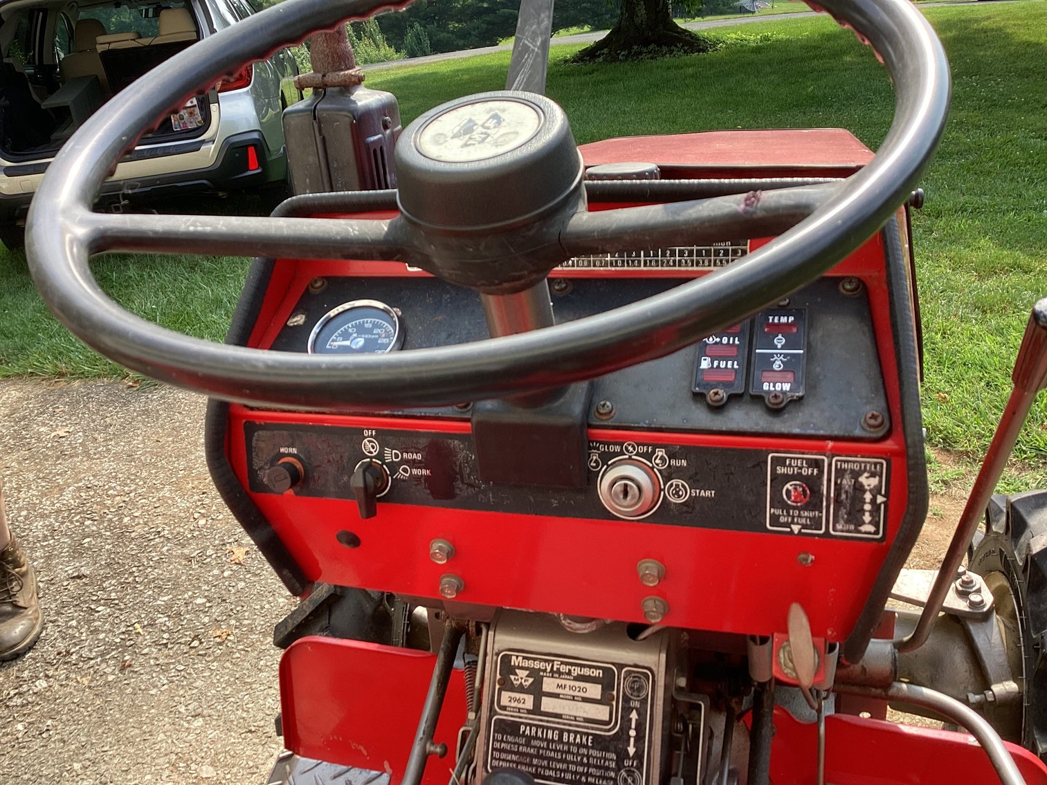 Image for 1220 Massey Ferguson Tractor