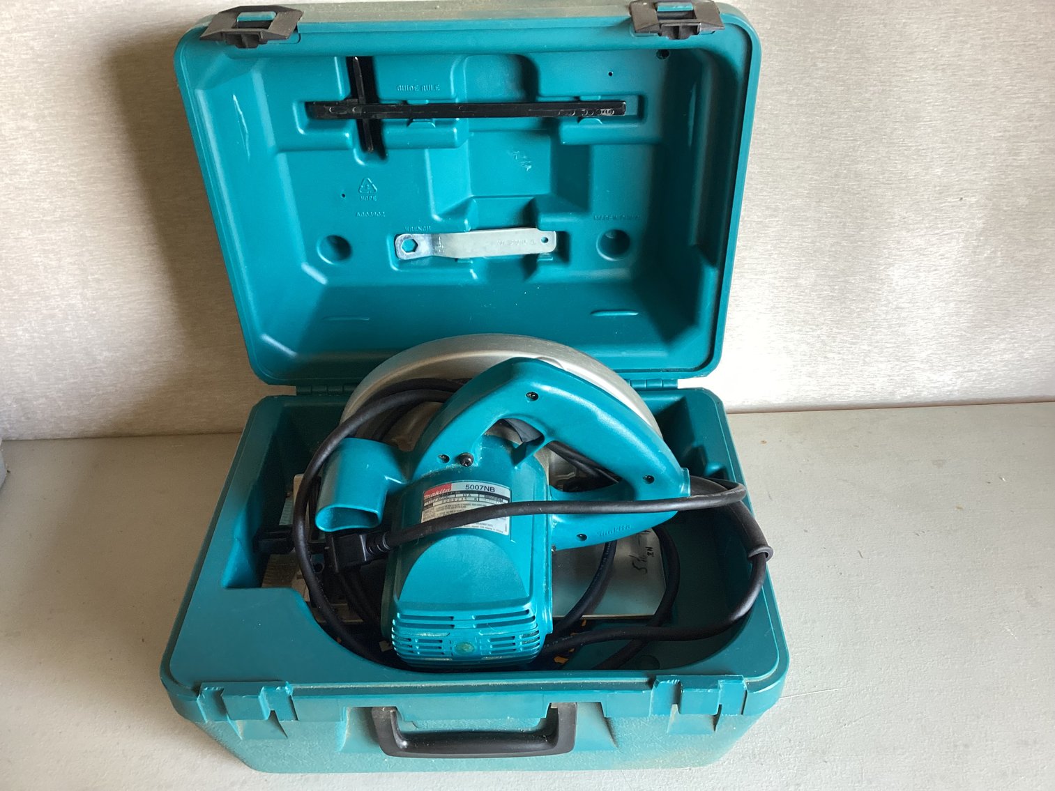 Image for Mikita Circular Saw