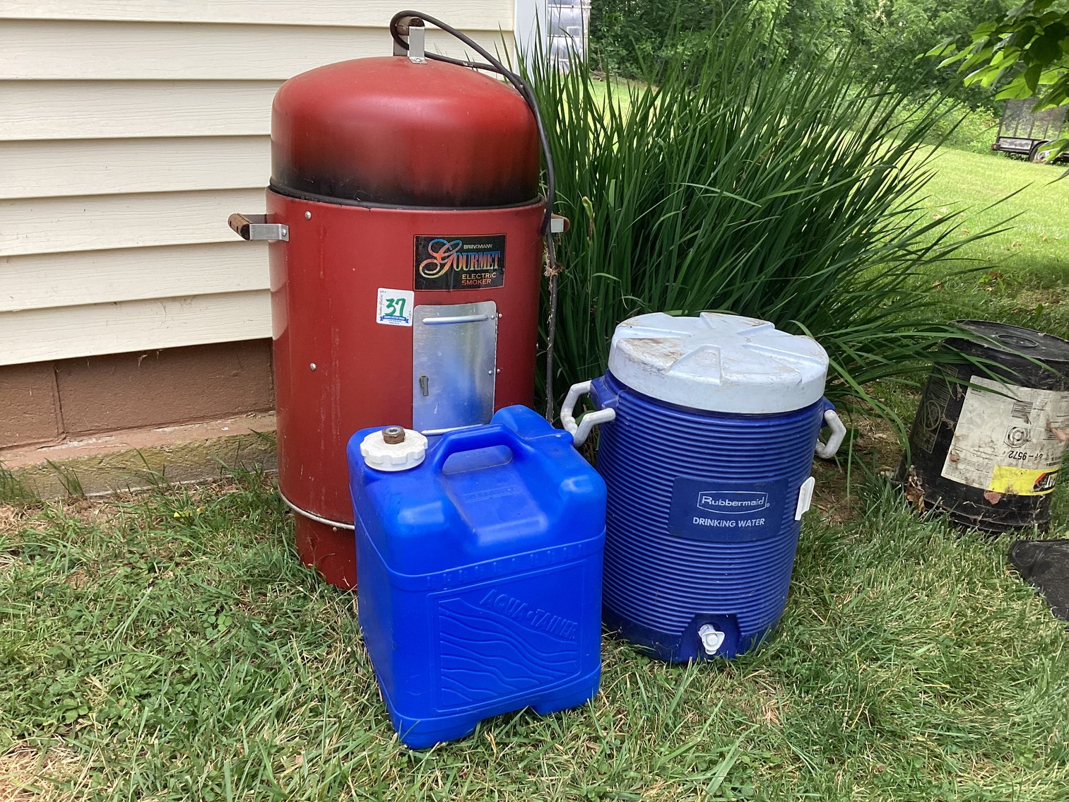 Image for Brinkmanship Electric Smoker & Water Cooler