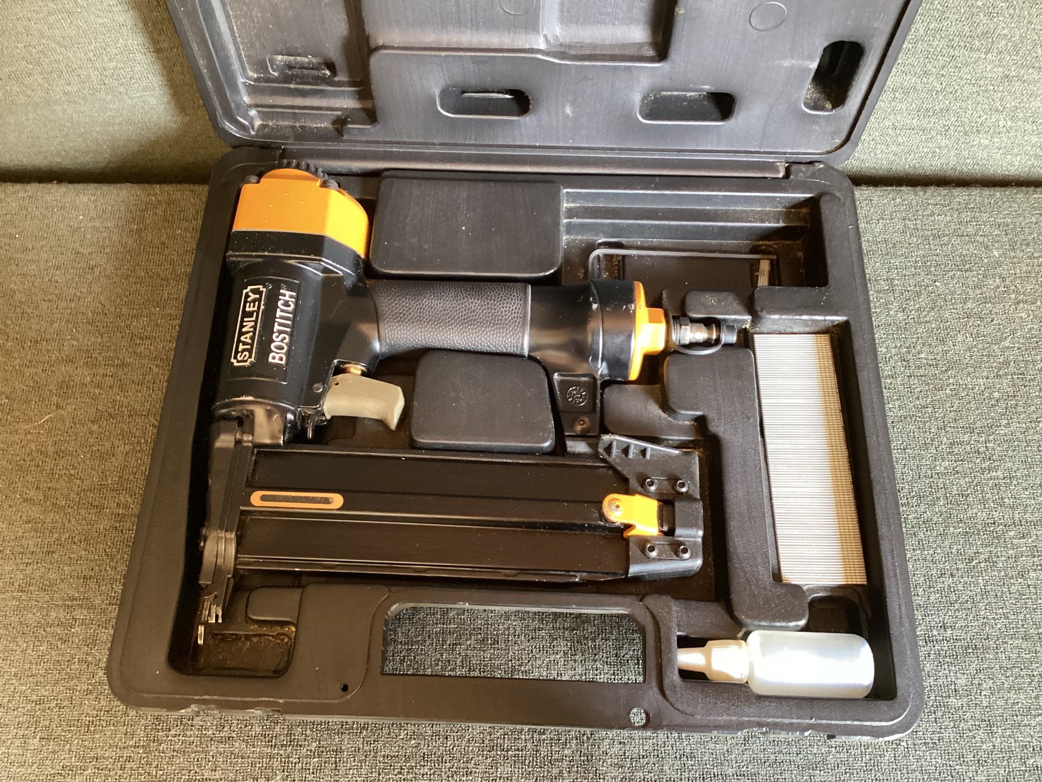 Image for Stanley Bostitch Air Stappler