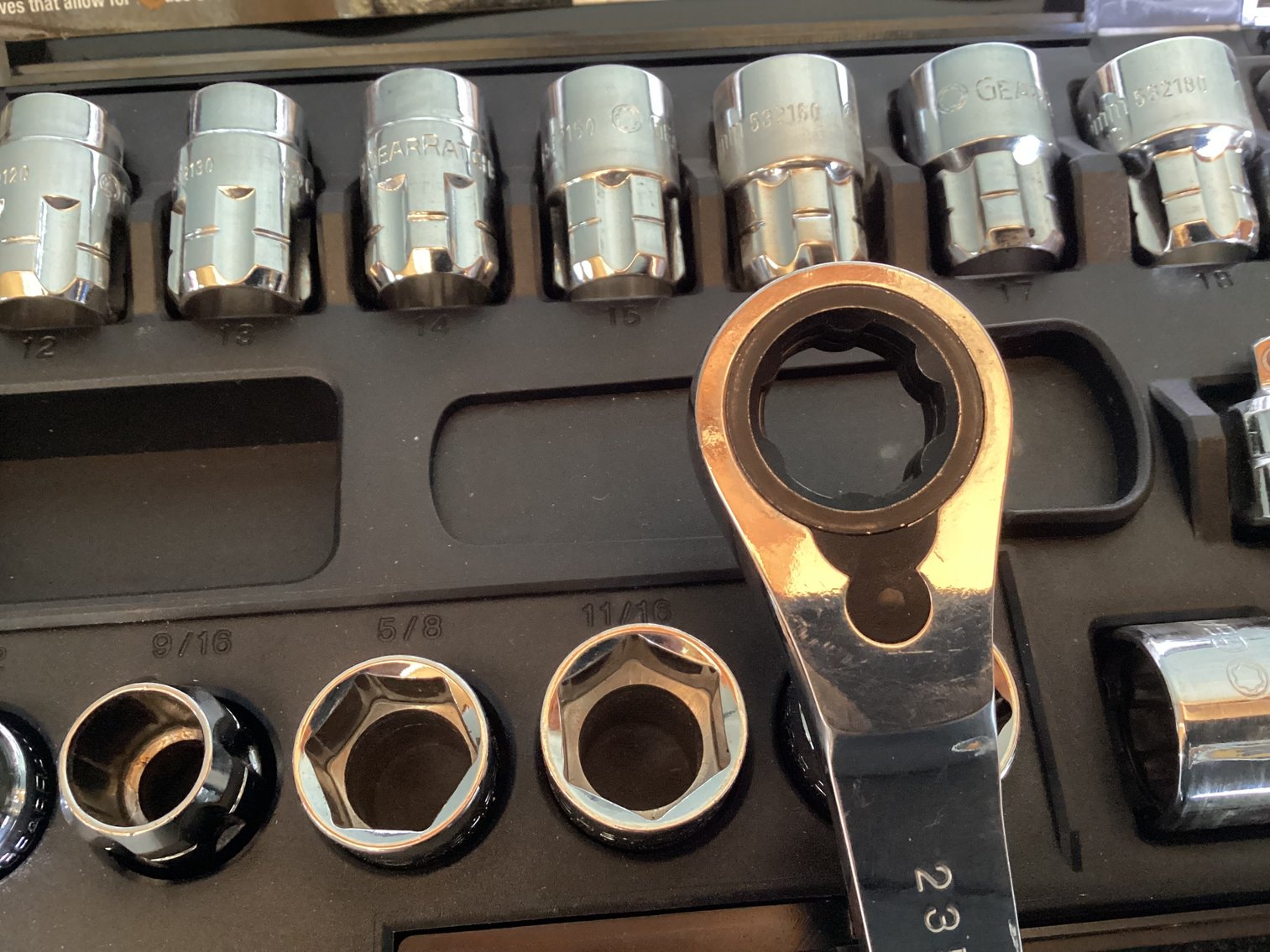 Image for Vortex Gear Ratchet Socket & Wrench Set