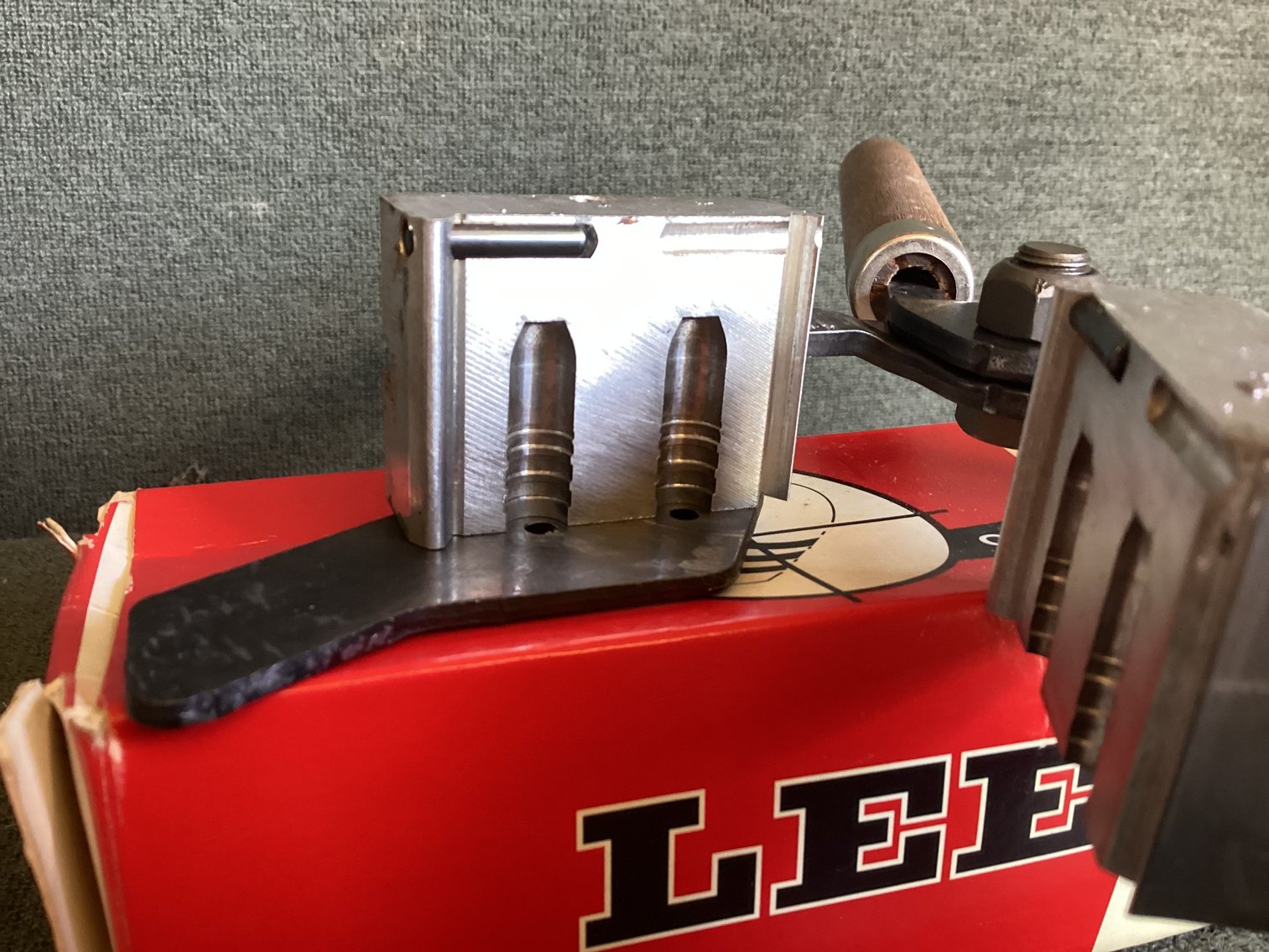 Image for Lee .309 Double Capacity Bullet Mold C309-170-F