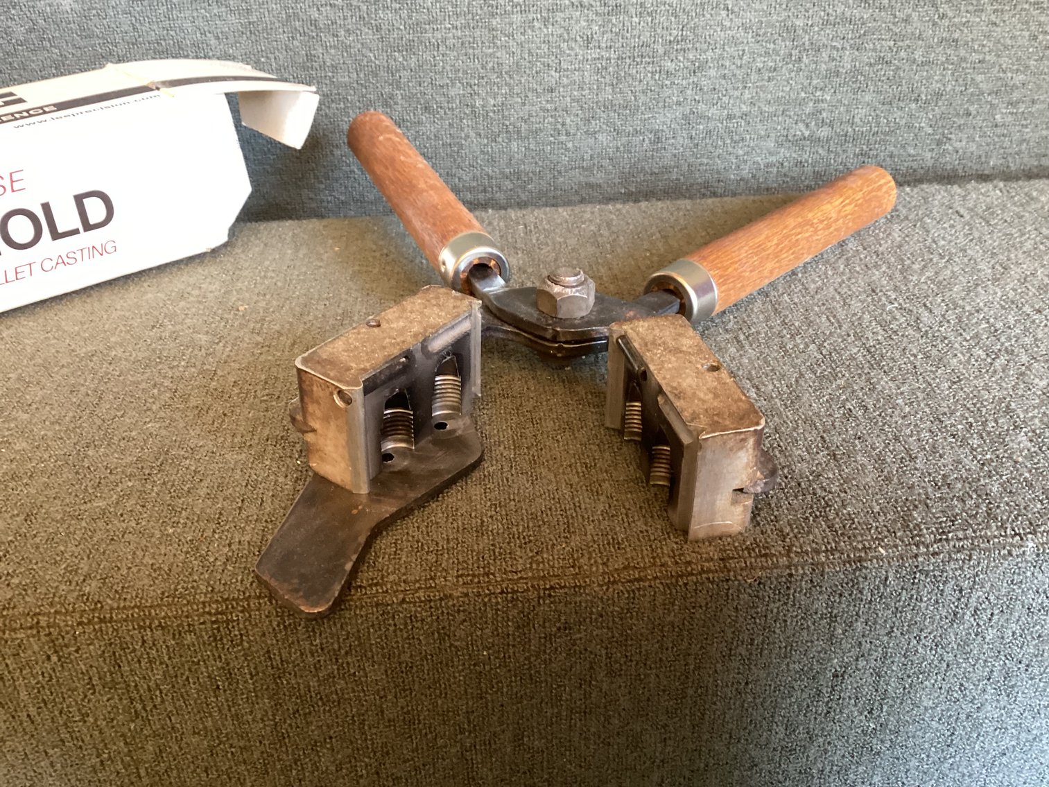 Image for Lee Double Cavity .430 Bullet Mold TL30-240-SWC