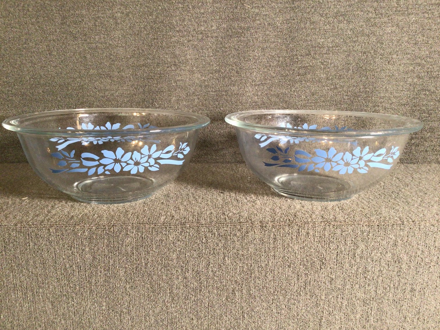 Image for Pyrex bowls set of 2