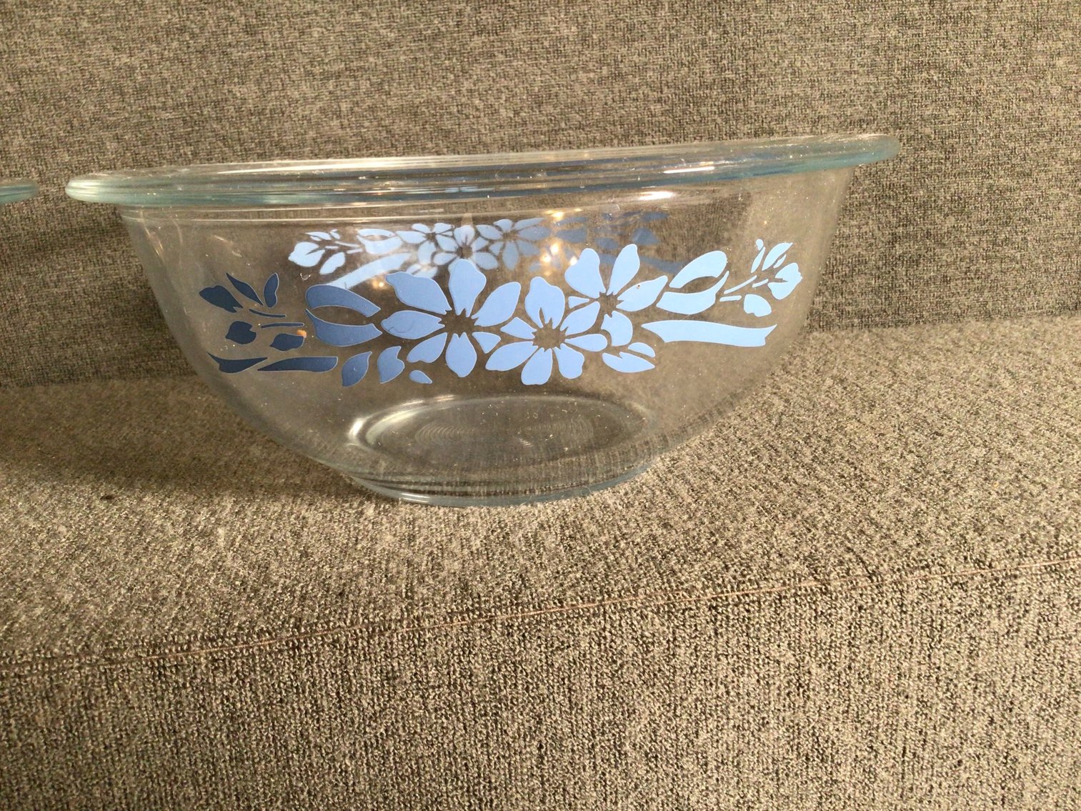 Image for Pyrex bowls set of 2